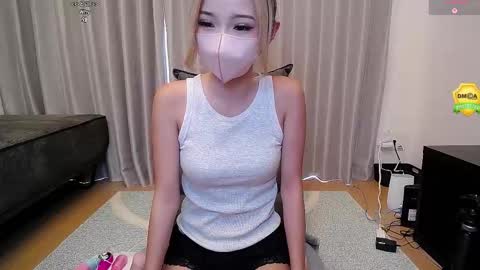 Snapshot of xxranxx chatting on 09.19.25 xxranxx online show from 09.19.25