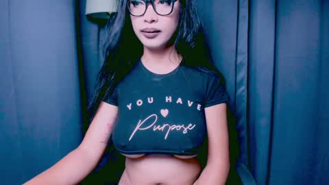 Snapshot of xxsexyandhotxx chatting on 12.05.24 Lara online show from 12.05.24