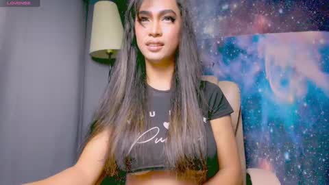 Snapshot of xxsexyandhotxx chatting on 01.28.25 Lara online show from 01.28.25