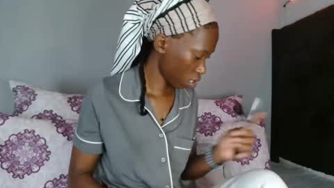 xxsexytalia28 online show from 01.17.26