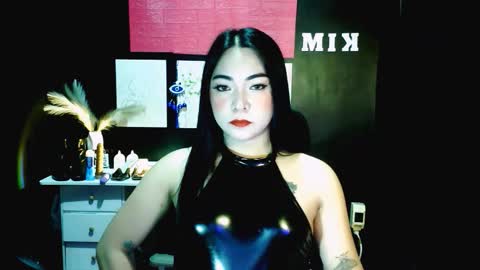 xxslutty kim online show from 11.19.25