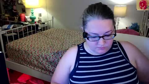 Strawberry Jane online show from 05.22.26