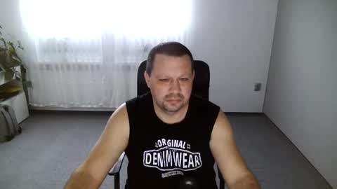 Eddi online show from 12.05.24