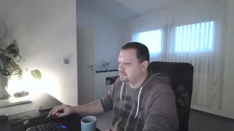 Eddi online show from 01.23.25