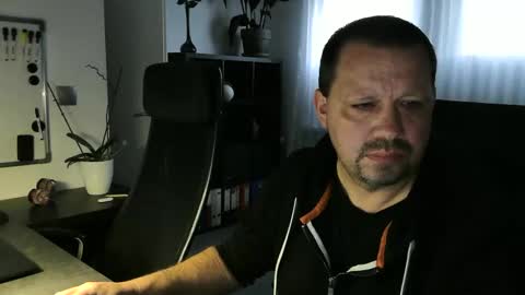 Eddi online show from 10.27.25