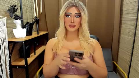 xxtastefullayeshaxx online show from 01.02.25