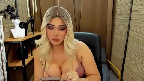 xxtastefullayeshaxx online show from 01.07.25