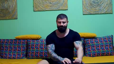 Xtream Leonard online show from 02.05.25