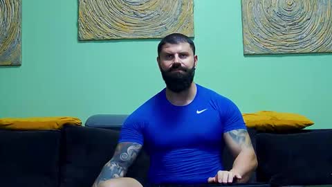 Xtream Leonard online show from 11.16.25