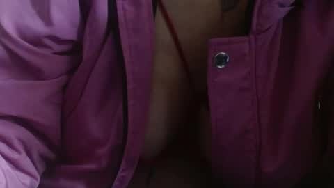 Snapshot of xxx_morena chatting on 01.06.25   LILI  online show from 01.06.25