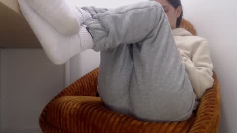 Snapshot of xxxbellalola chatting on 01.14.25 Lola online show from 01.14.25