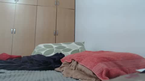 Snapshot of xxxbustybabe27x chatting on 02.10.25 Ayanda online show from 02.10.25