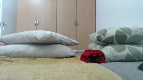 Snapshot of xxxbustybabe27x chatting on 02.11.25 Ayanda online show from 02.11.25