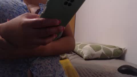 Snapshot of xxxbustybabe27x chatting on 02.12.25 Ayanda online show from 02.12.25