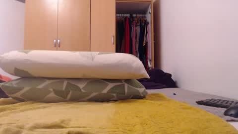 Snapshot of xxxbustybabe27x chatting on 02.14.25 Ayanda online show from 02.14.25