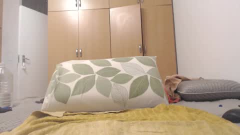 Snapshot of xxxbustybabe27x chatting on 02.15.25 Ayanda online show from 02.15.25