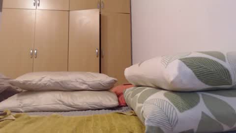 Snapshot of xxxbustybabe27x chatting on 02.16.25 Ayanda online show from 02.16.25