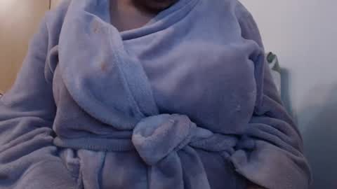 Snapshot of xxxbustybabe27x chatting on 03.02.25 Ayanda online show from 03.02.25