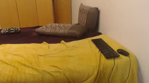 Snapshot of xxxbustybabe27x chatting on 09.24.25 Ayanda online show from 09.24.25