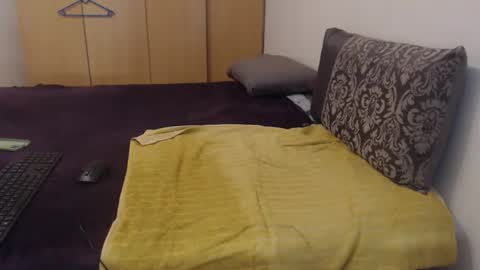 Snapshot of xxxbustybabe27x chatting on 10.06.25 Ayanda online show from 10.06.25