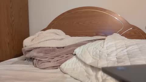 xxfredmtl18xx online show from 01.05.25