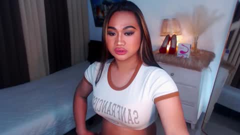 OLIVIA online show from 12.23.24