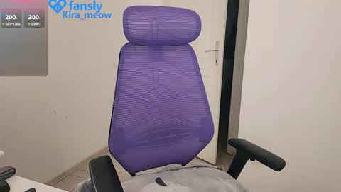 Keira online show from 12.18.25