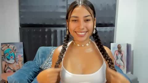 Snapshot of xxxsarita_cute chatting on 02.15.25 Sara online show from 02.15.25