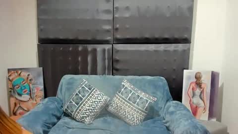 Snapshot of xxxsarita_cute chatting on 02.20.25 Sara online show from 02.20.25