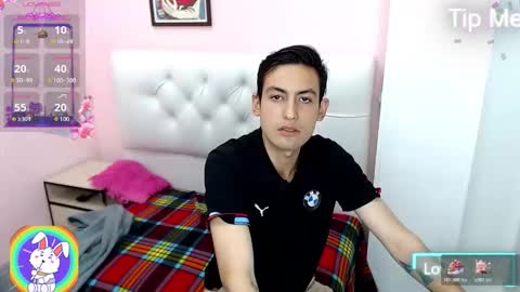 Snapshot of xxxstrongerboyxxx chatting on 12.02.25 stronger online show from 12.02.25