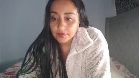 Lunhaa   online show from 09.13.25