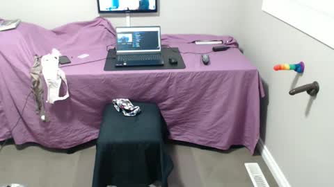 Snapshot of xxxxbrad chatting on 02.04.25 xxxxbrad online show from 02.04.25