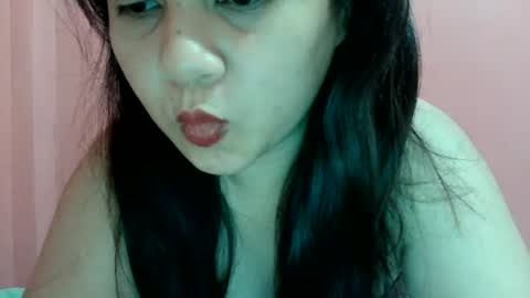 Snapshot of xxyummiee_69xx chatting on 07.05.26 jane online show from 07.05.26