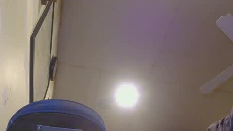 xzbib1 online show from 04.21.26