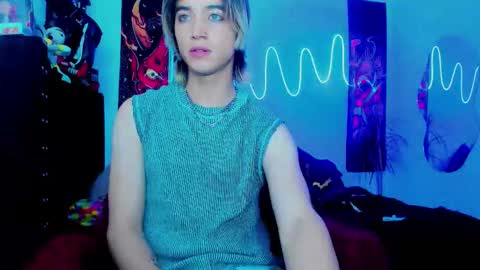 Snapshot of xzerox_ chatting on 09.23.25 xzerox_ online show from 09.23.25