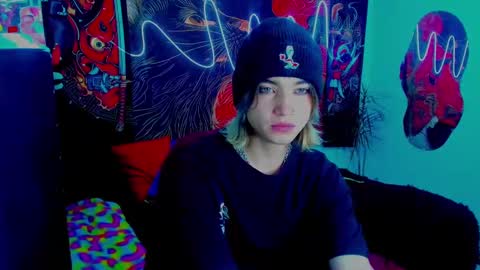 Snapshot of xzerox_ chatting on 10.07.25 xzerox_ online show from 10.07.25