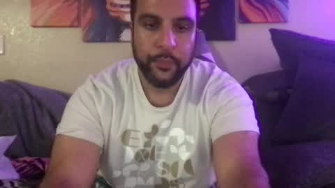 Snapshot of y2ab chatting on 09.24.25 Horny dude D online show from 09.24.25