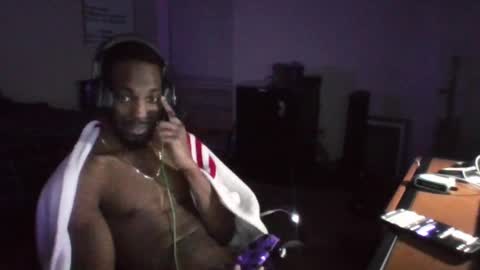 Snapshot of y_sticky chatting on 03.07.25 y_sticky online show from 03.07.25