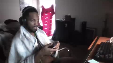 Snapshot of y_sticky chatting on 03.08.25 y_sticky online show from 03.08.25