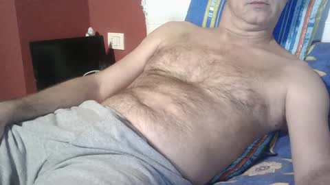 Snapshot of yahe2010 chatting on 12.23.24 grillino online show from 12.23.24