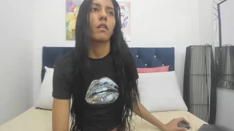 yaiza_sexylovee online show from 02.07.26