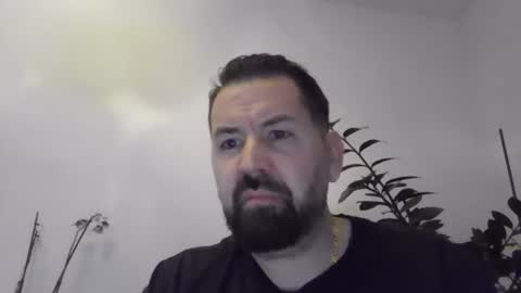 Snapshot of yakijoe chatting on 10.28.25 yakijoe online show from 10.28.25