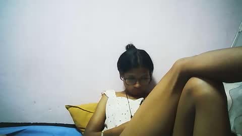 Snapshot of yalane chatting on 02.04.26 yalane online show from 02.04.26