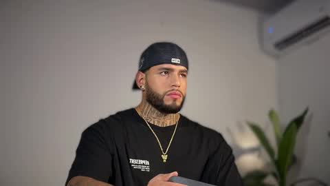 yamp sambrano online show from 11.17.25