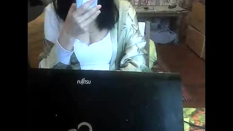 yanafiesta online show from 10.27.25