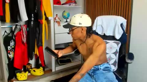 Snapshot of yandi_hot chatting on 02.05.26 yandi_hot online show from 02.05.26