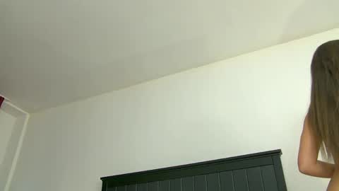 yanira_ass_ online show from 03.21.26