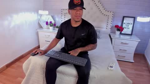 Lil yong online show from 10.27.25