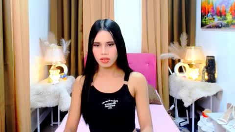 Yanna online show from 10.29.25