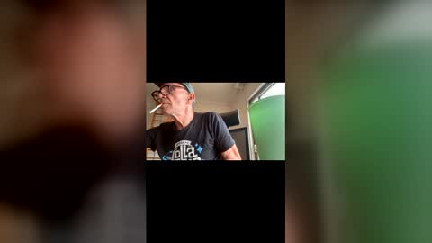 yannisv online show from 02.10.26